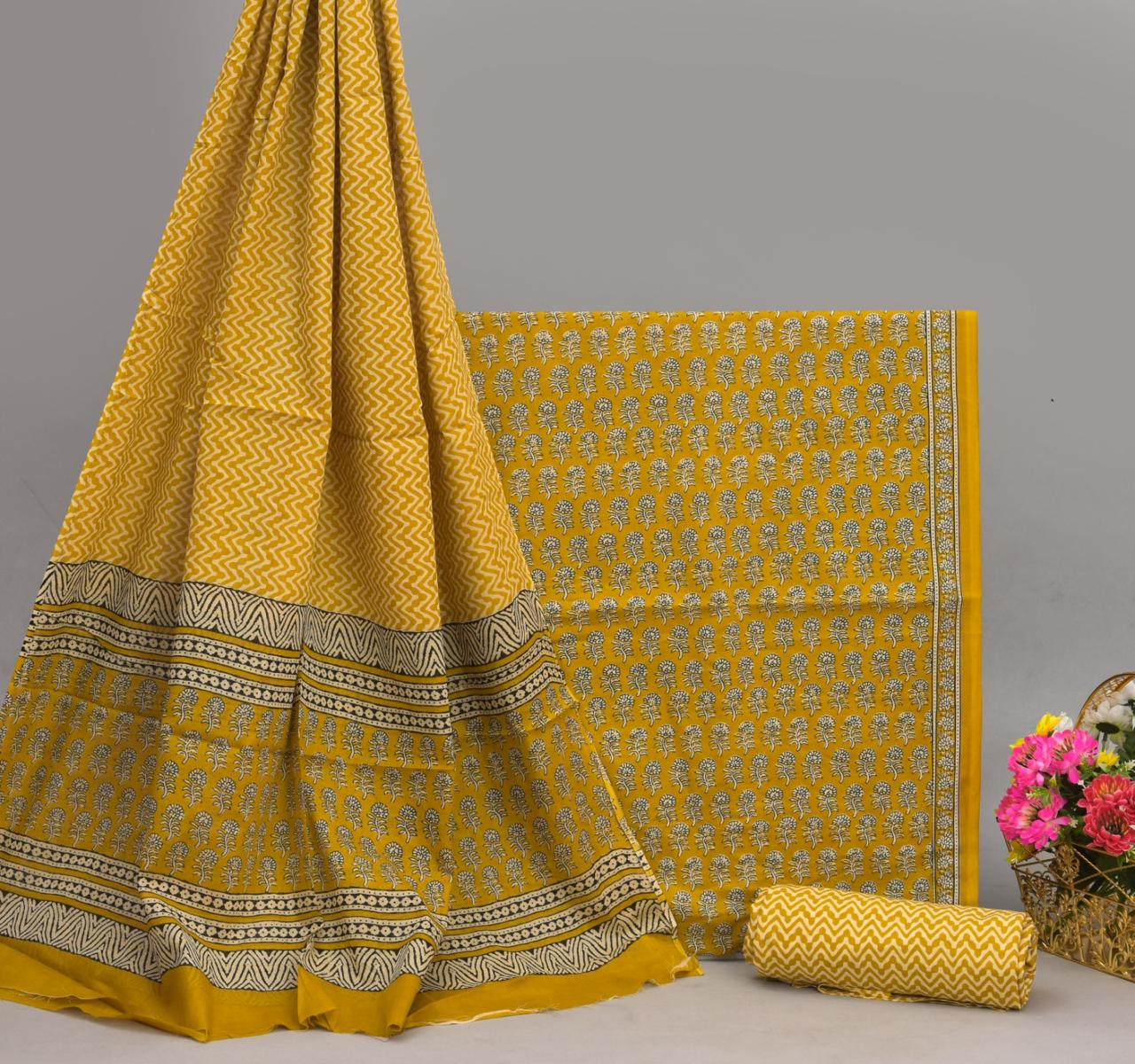 Block printed suit 